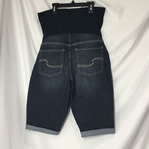 Levi Strauss Gold Label Maternity Skinny Shorts E5 - Picture 2 of 5